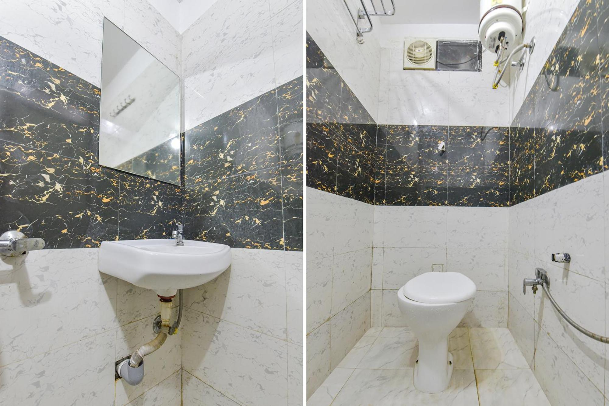 Fabexpress Devani Palace Udždžain Exteriér fotografie